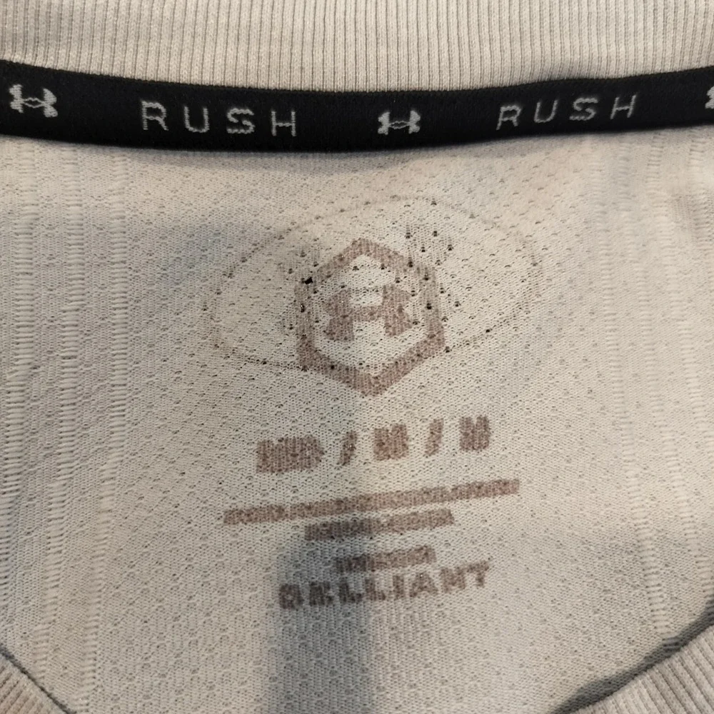 Under Armour pit 20